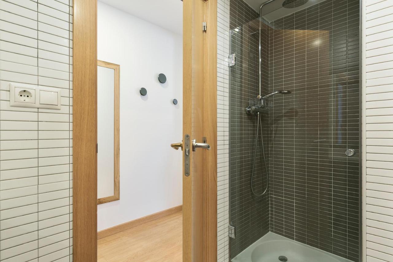 Click&Flat Sugranyes Apartment Barcelona Exterior photo